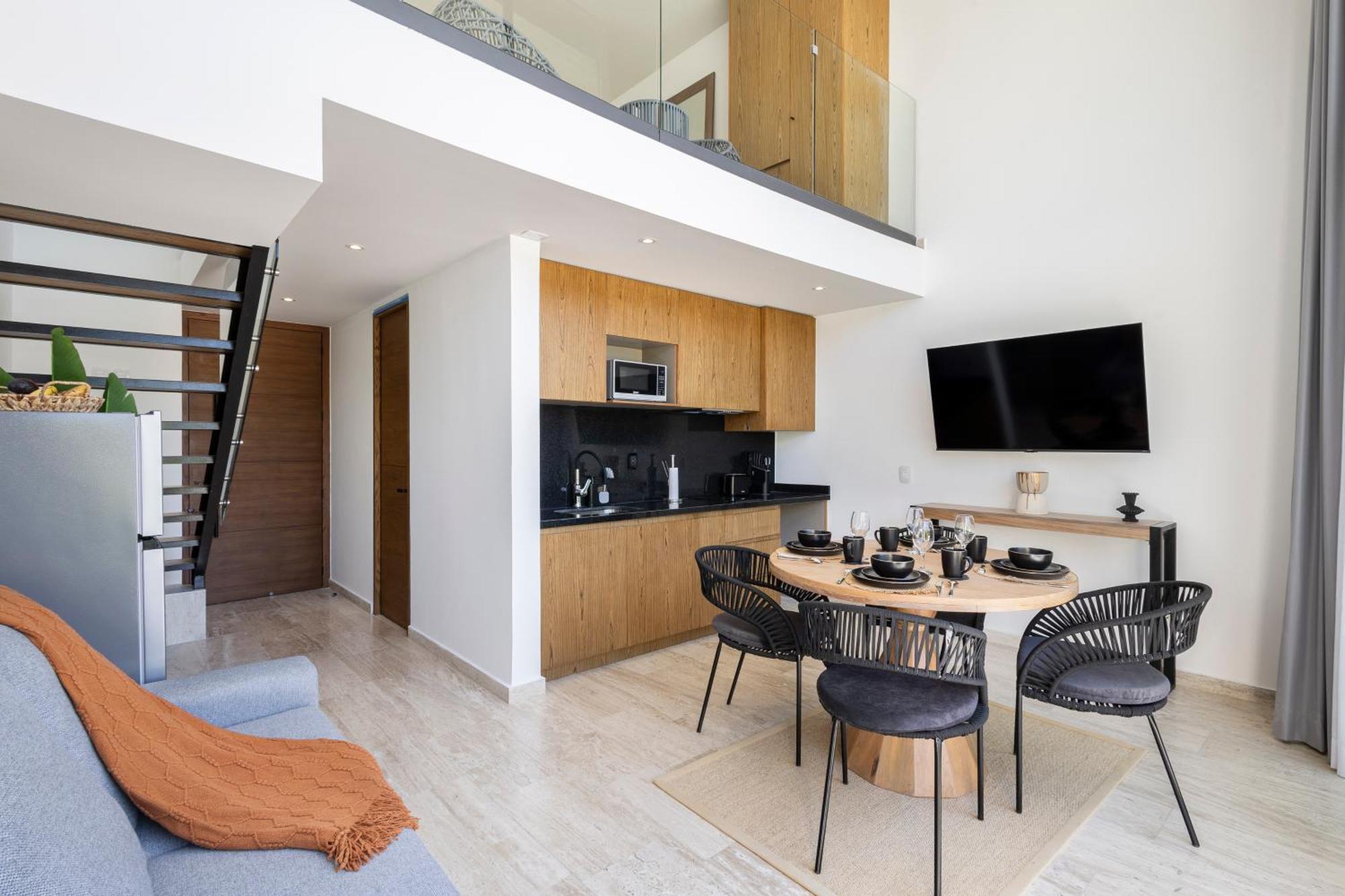 Mistiq Gardens 2 Apartment
