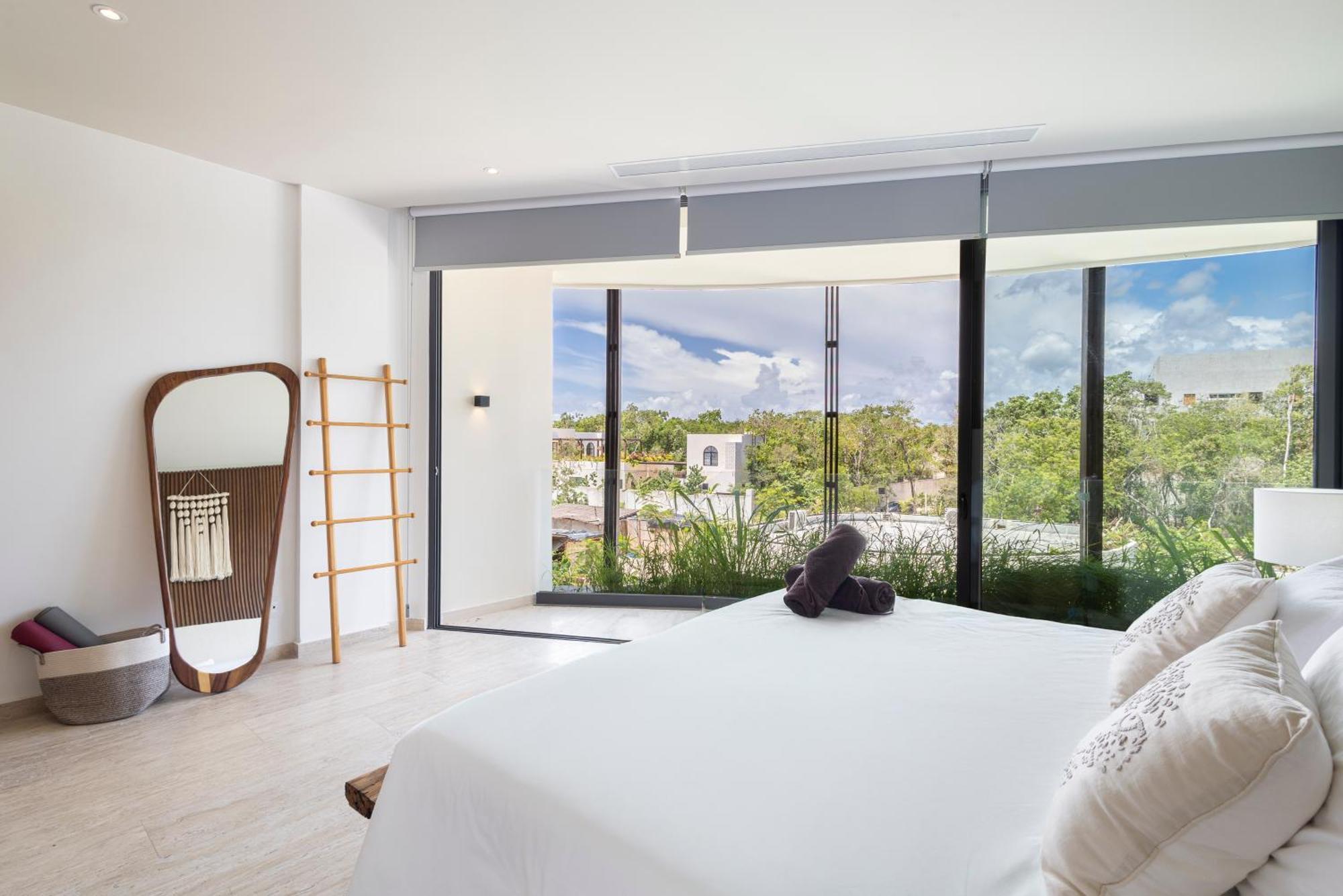 Apartment Mistiq Gardens 2